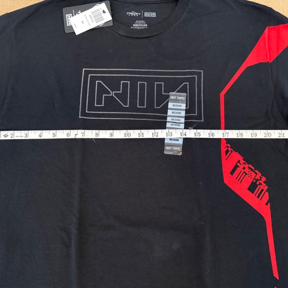 Disney NIN Nine Inch Nails Tron Ares T-Shirt Hot Topic Exclusive Mens Size M NEW - Picture 2 of 4